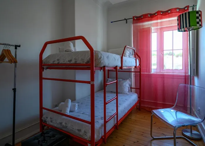 里斯本露台旅舍 旅馆 *