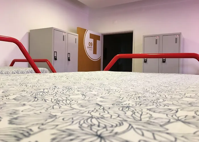 旅馆 里斯本露台旅舍 *